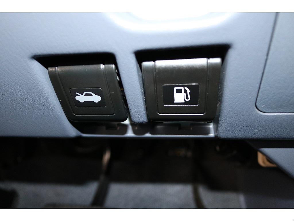 給油口/ボンネット