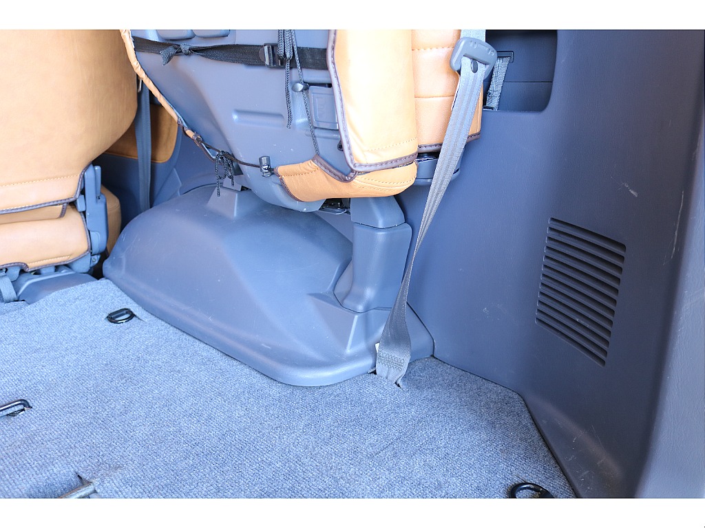 ラゲッジサイド