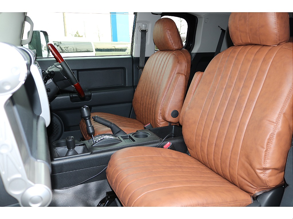 クッション性も高く、長距離ドライブも楽しめます！