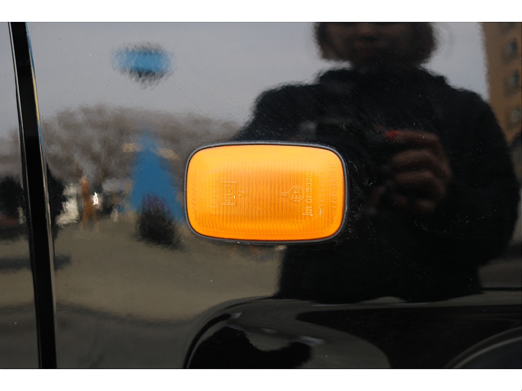 サイドマーカー