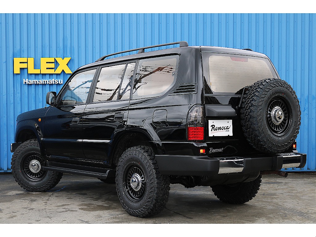 背面タイヤも併せて５本新品でインストールしました。