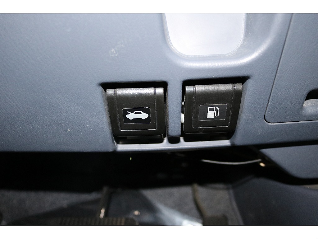 給油口/ボンネット