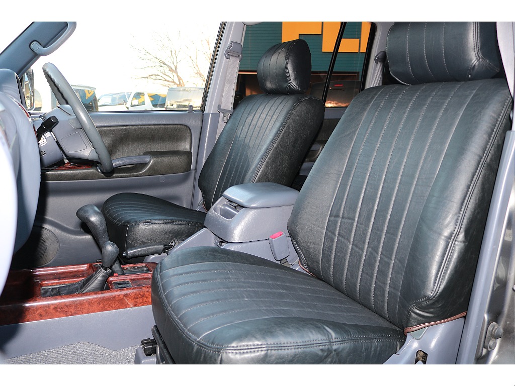 トヨタ ランドクルーザープラド(13枚目)