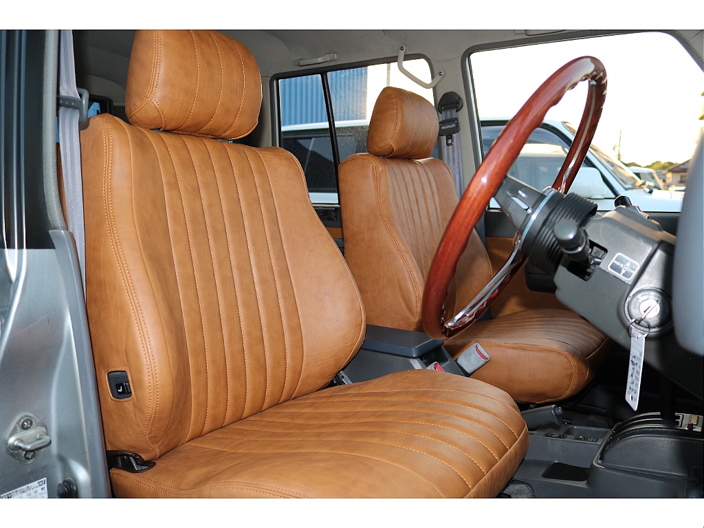 トヨタ ランドクルーザープラド(14枚目)