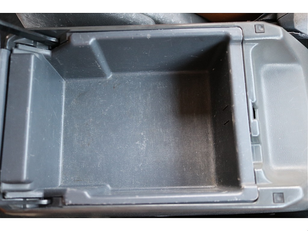 センターコンソール