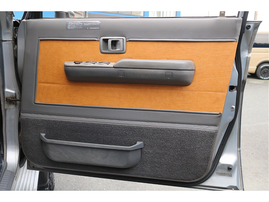 トヨタ ランドクルーザープラド(55枚目)