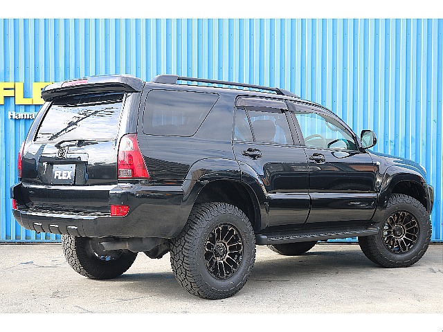 王道スタイルの２インチリフトアップ仕様で製作しました。