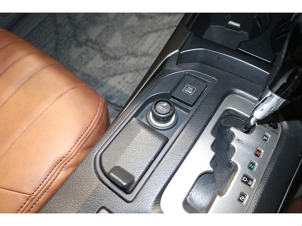 トヨタ ハイラックスサーフ(28枚目)