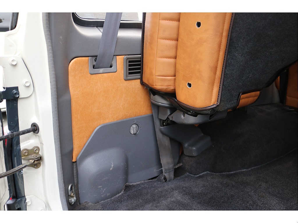 ラゲッジサイド