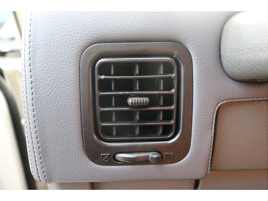 エアコン吹き出し口