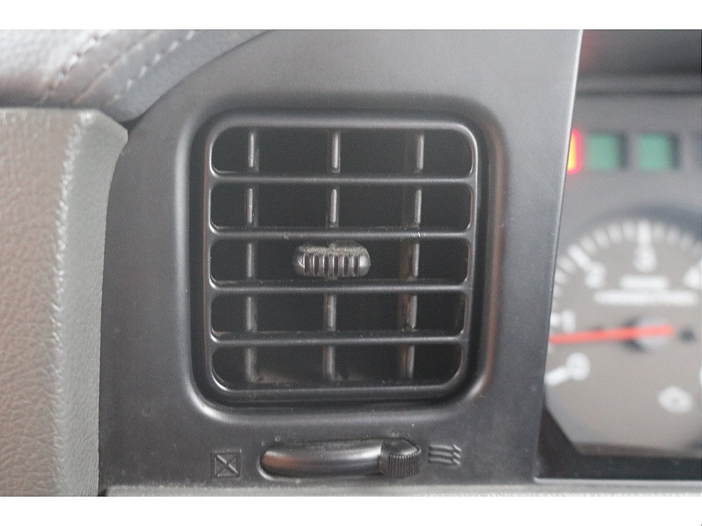 エアコン吹き出し口