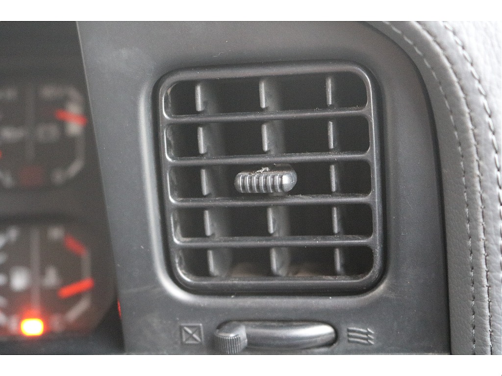 エアコン吹き出し口