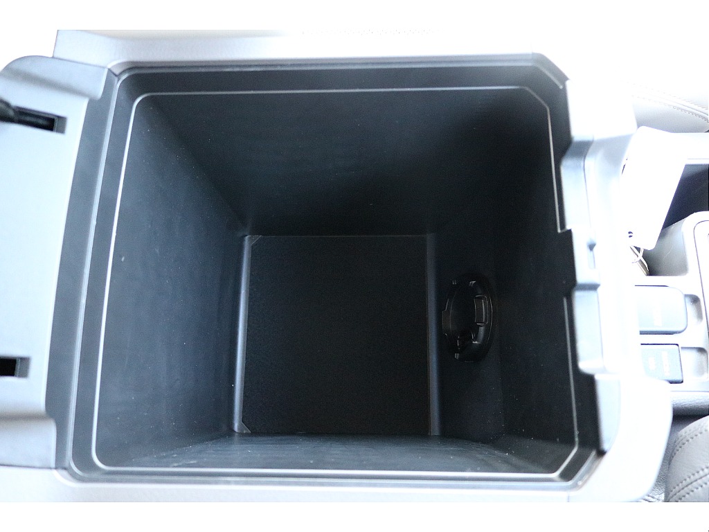 センターコンソール