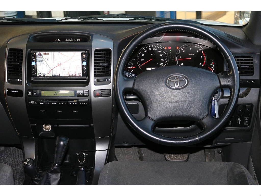 トヨタ ランドクルーザープラド(12枚目)