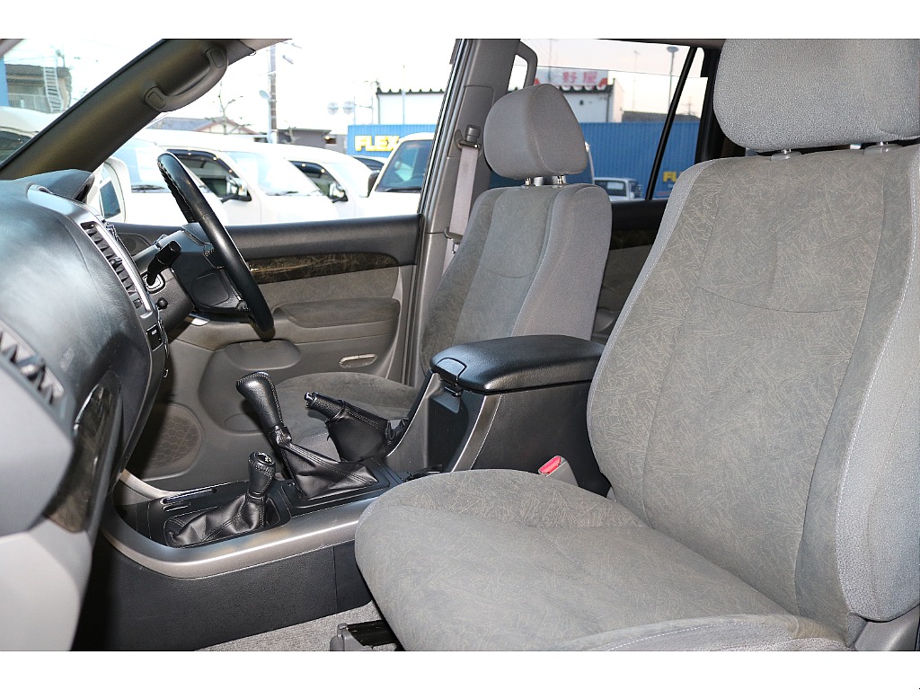 トヨタ ランドクルーザープラド(13枚目)