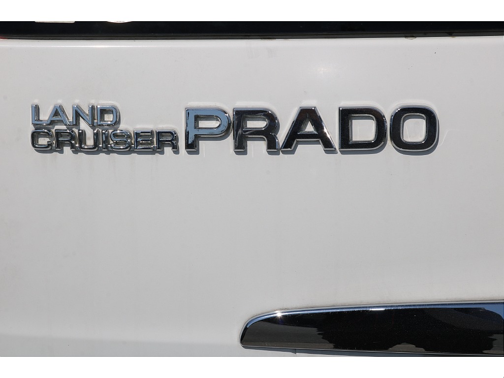 トヨタ ランドクルーザープラド(25枚目)