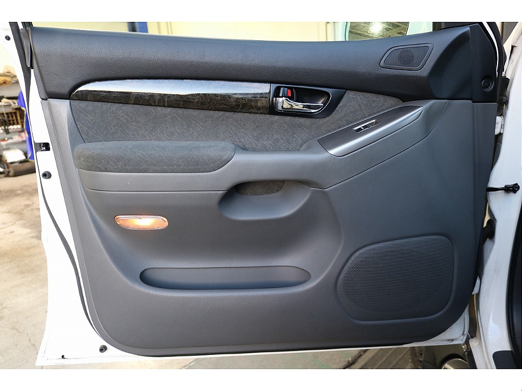 トヨタ ランドクルーザープラド(37枚目)