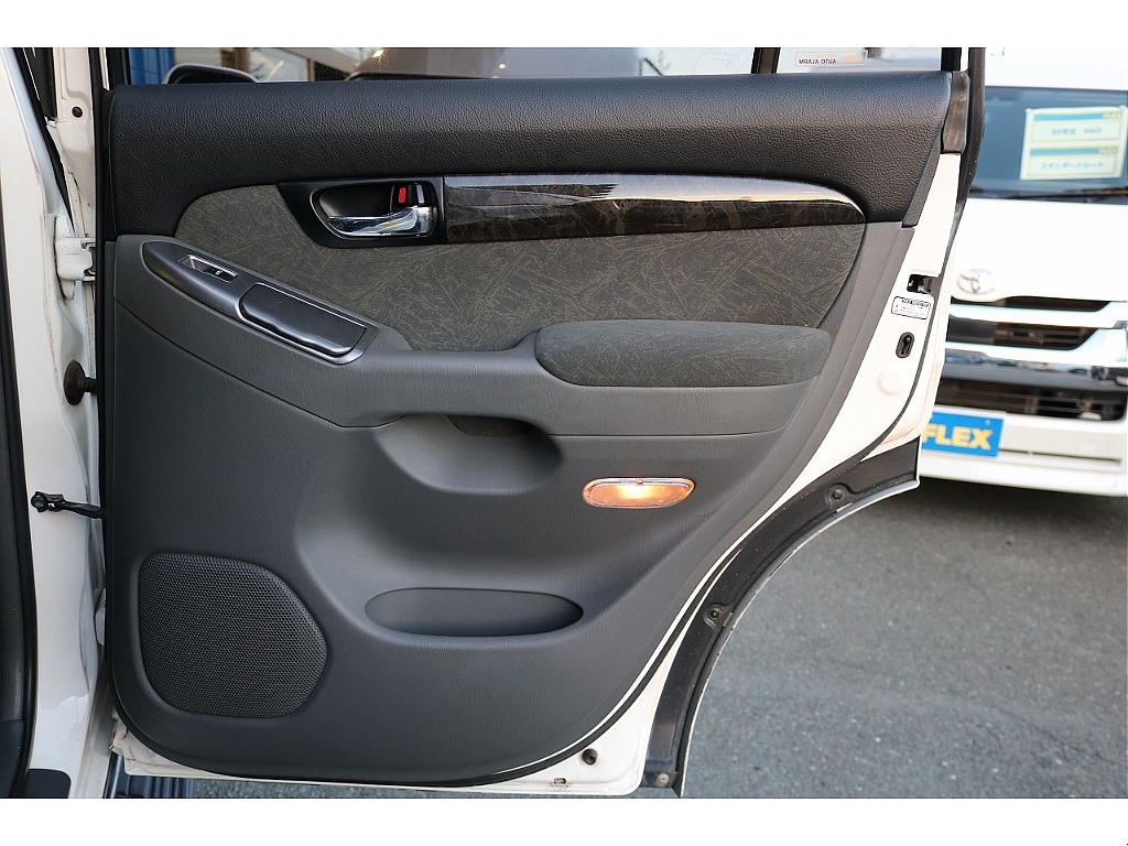 トヨタ ランドクルーザープラド(39枚目)