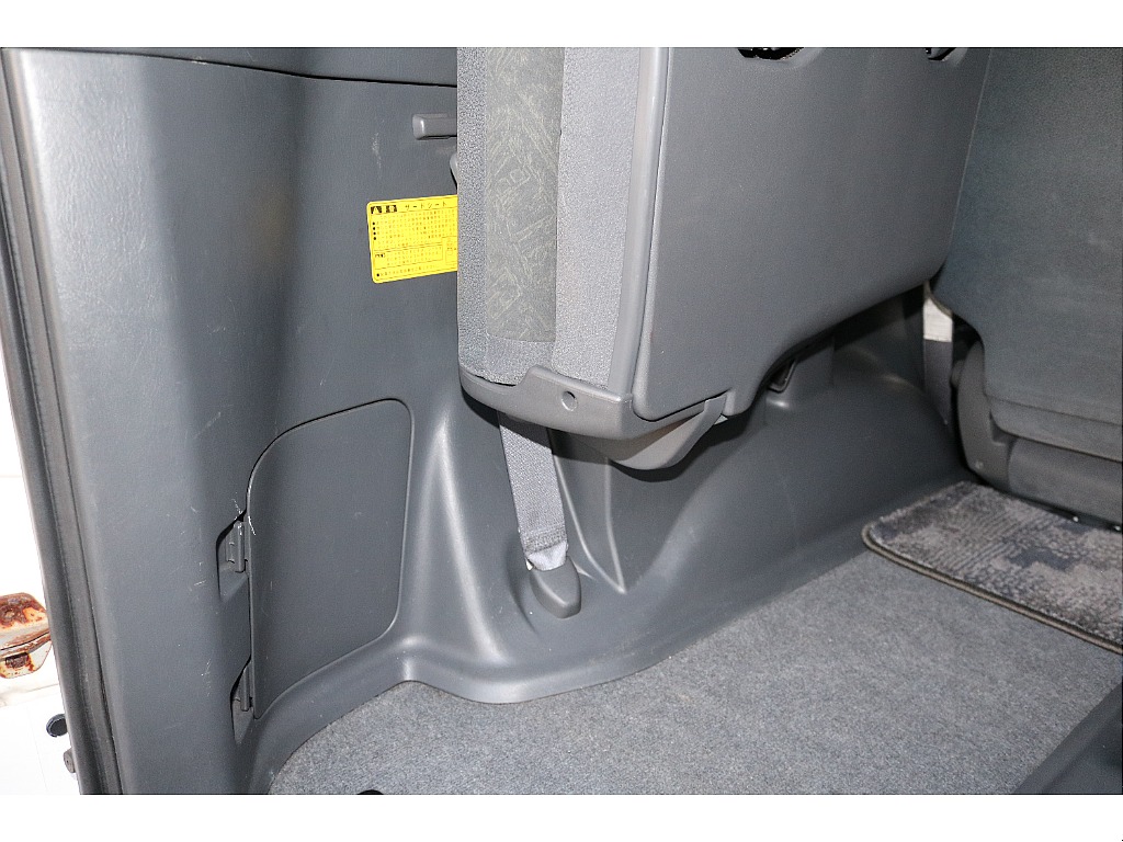 トヨタ ランドクルーザープラド(54枚目)