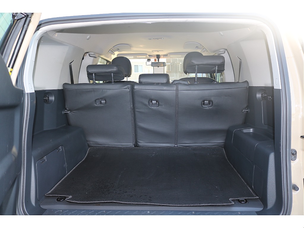 ラゲッジスペースも広く沢山の荷物が積載可能です。