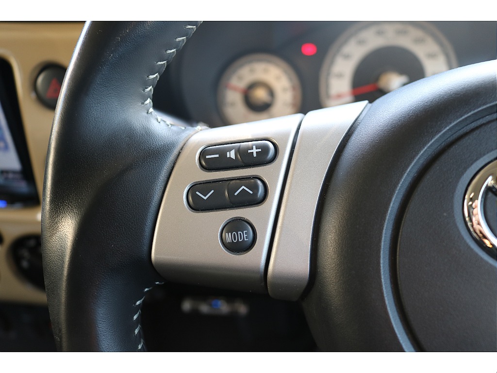 ステアリングスイッチ