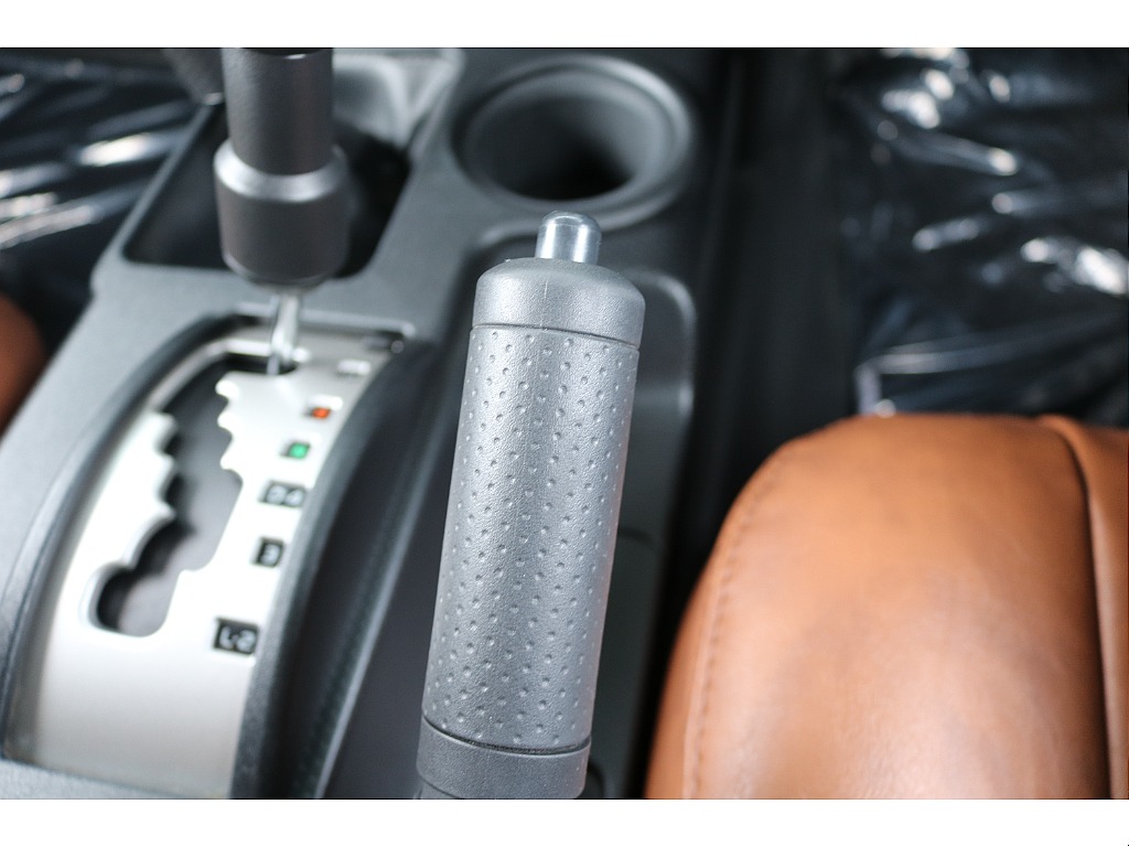 サイドブレーキ