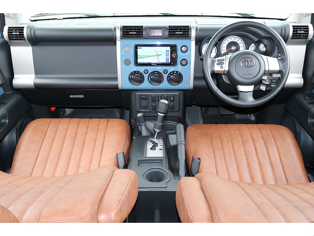 トヨタ FJクルーザー(2枚目)