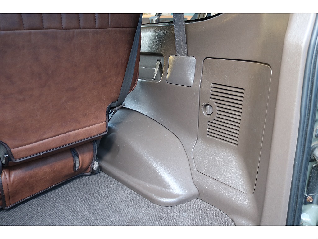 ラゲッジサイド