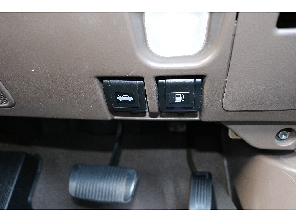 給油口/ボンネット