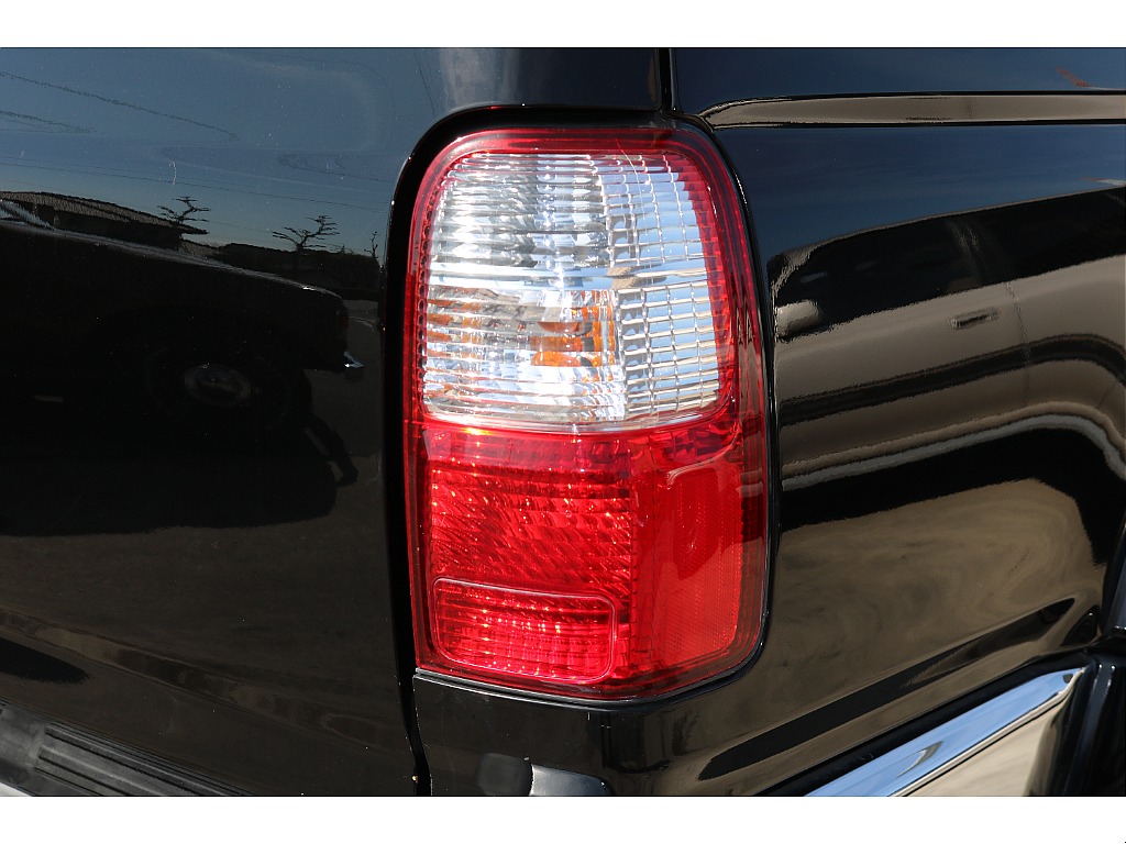 2色テールランプ