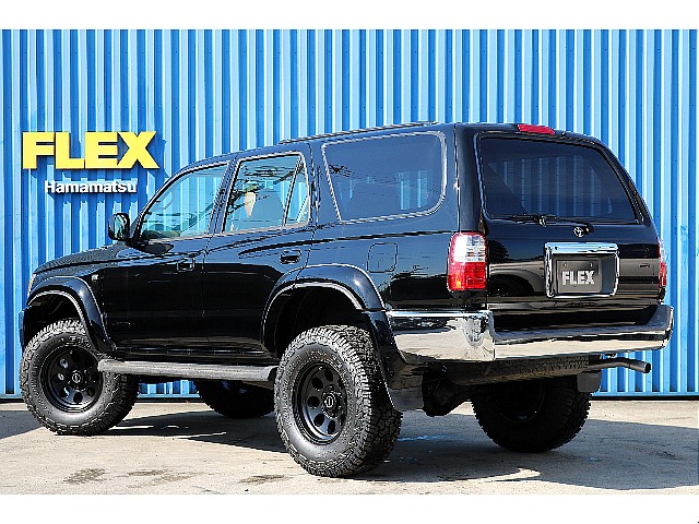 背面タイヤレスなのでスッキリとしてバックショットになっています。