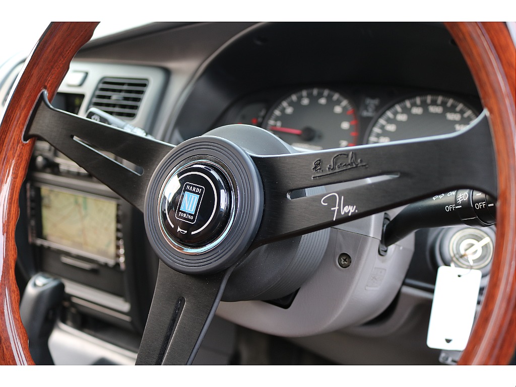 NARDIステアリング