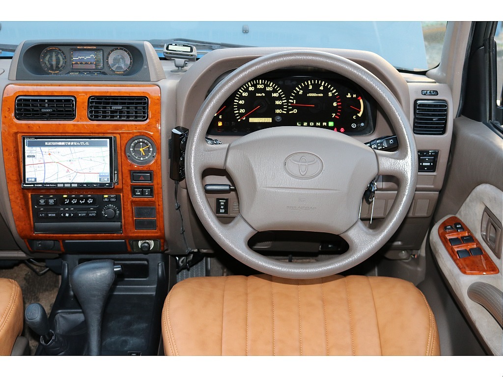 トヨタ ランドクルーザープラド(12枚目)