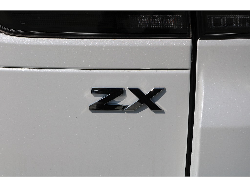 最上級グレード【ZX】