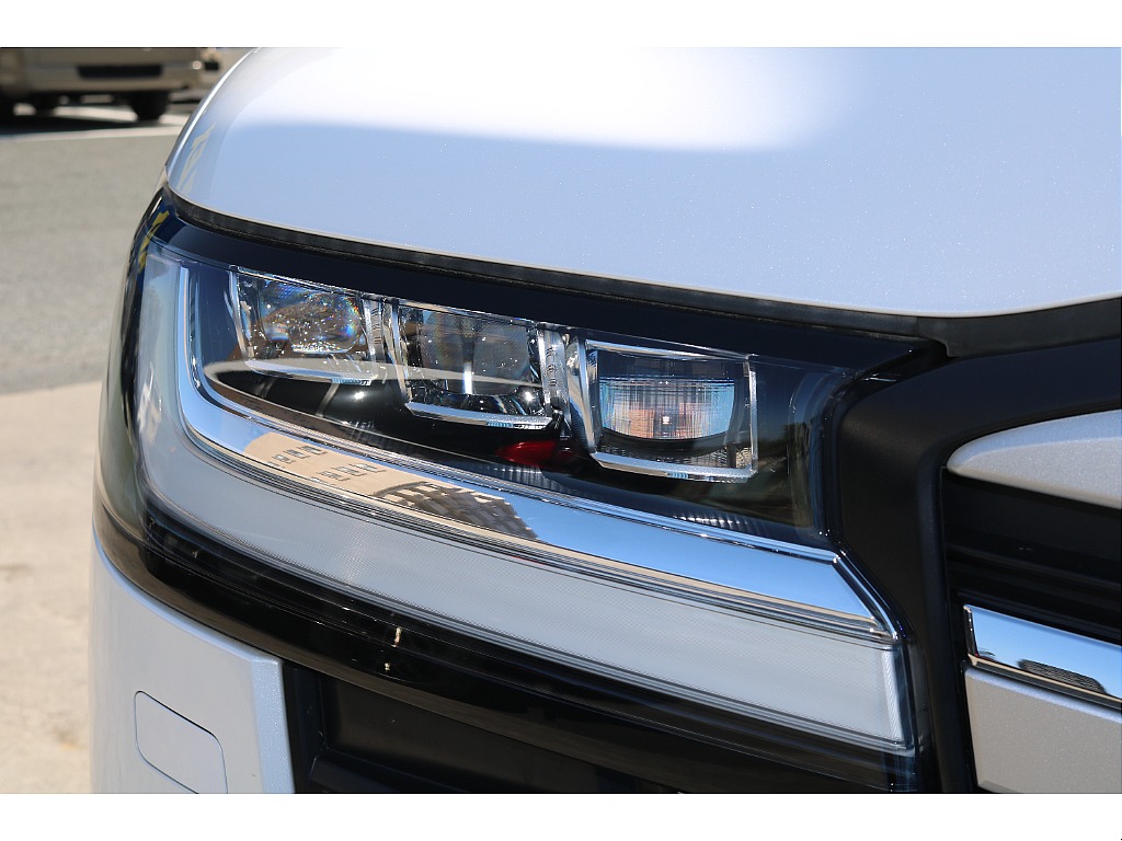 LEDヘッドライト