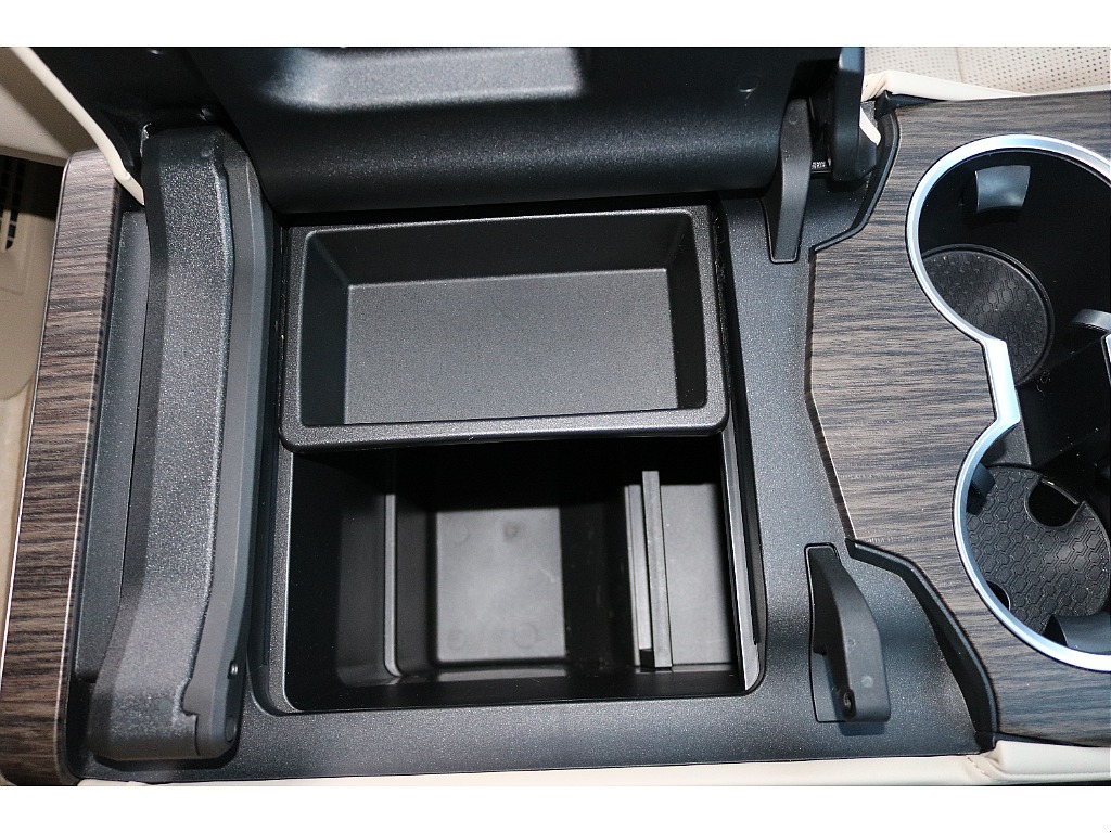 センターコンソール