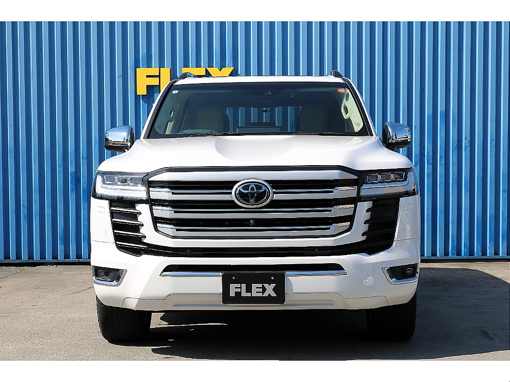 トヨタ ランドクルーザー300(7枚目)