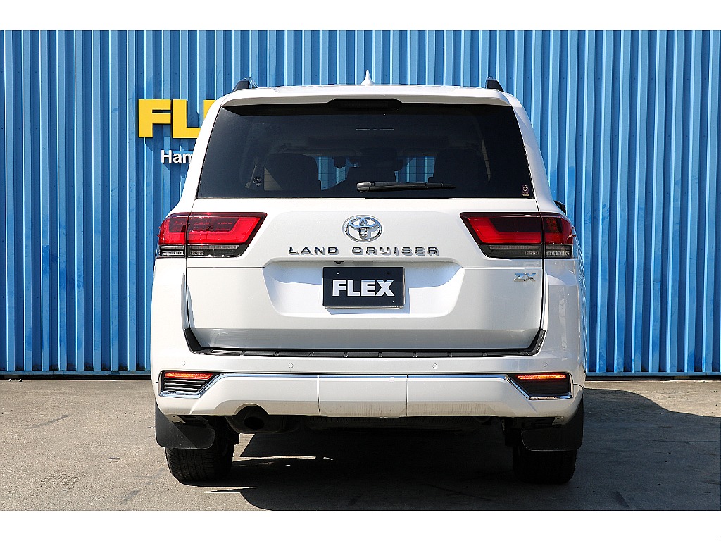 トヨタ ランドクルーザー300(8枚目)