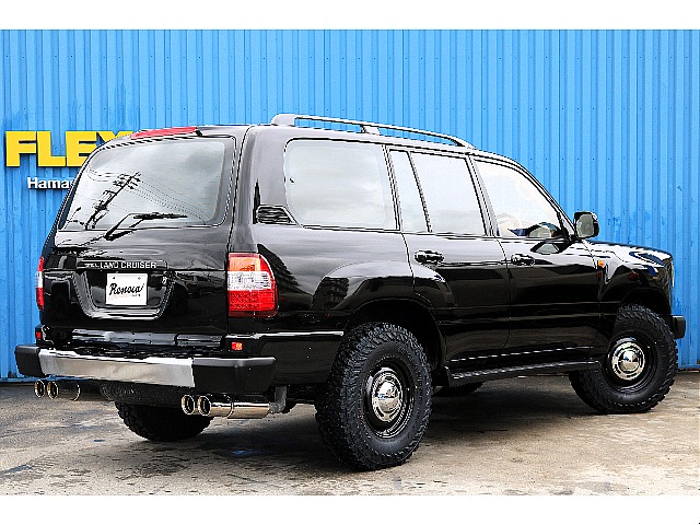 レクサス純正カラーで上品なブラックで製作をしました。