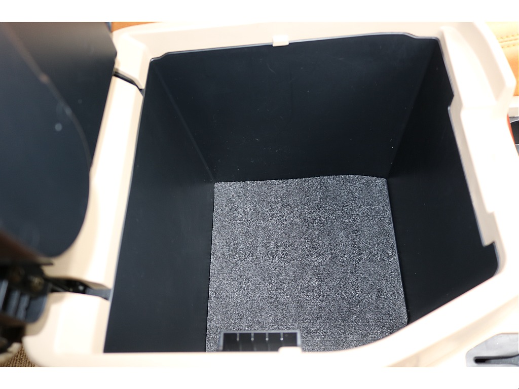 センターコンソール