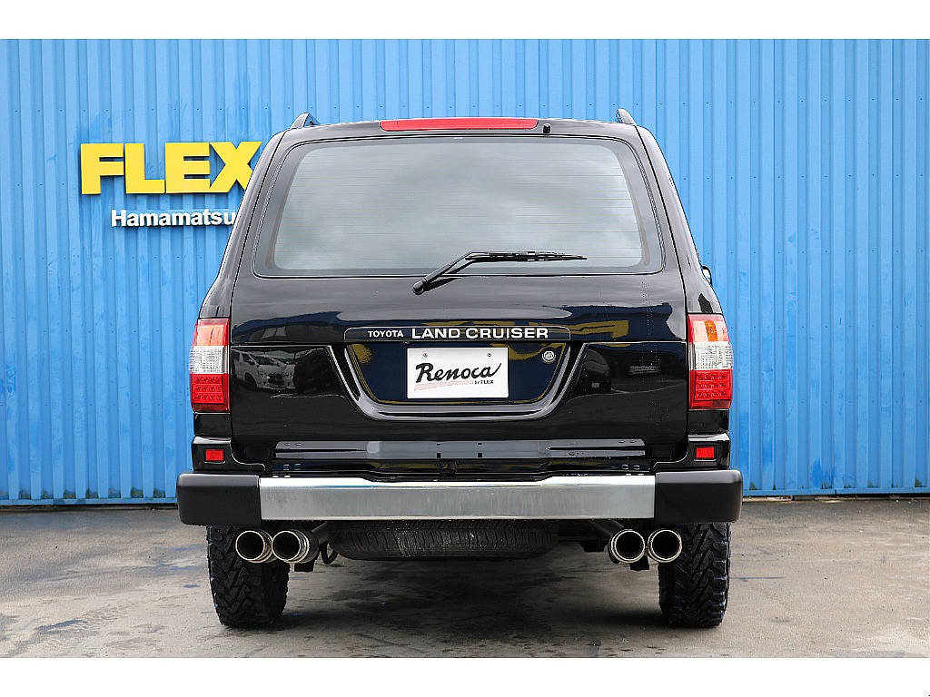 ガナドール左右4本出しマフラーで良い音を奏でます。