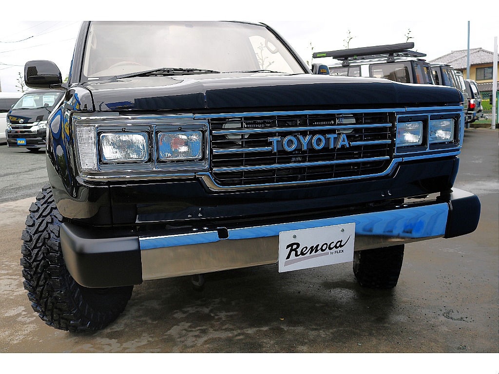 FLEXオリジナルブランドRenocaが展開する106となります。