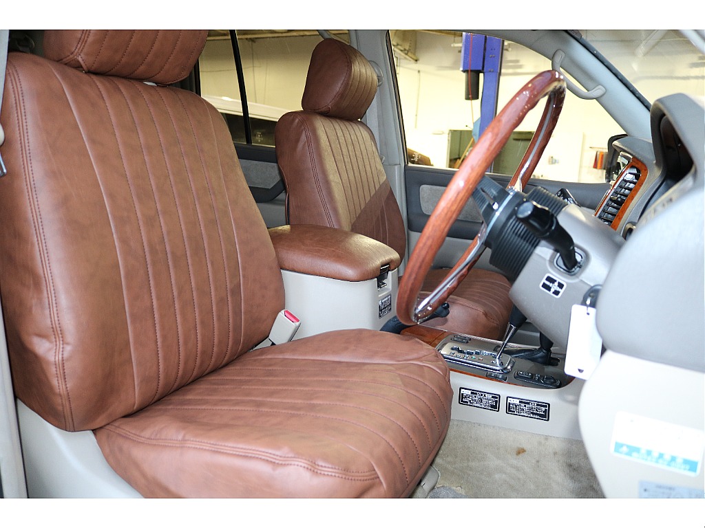トヨタ ランドクルーザー100(14枚目)