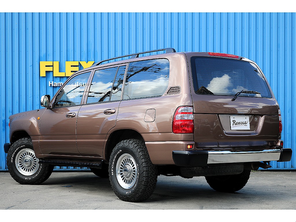 トヨタ ランドクルーザー100(5枚目)