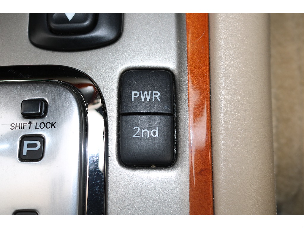 PWR/2nd切り替えスイッチ