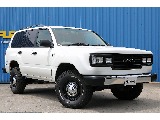 トヨタ ランドクルーザー100(3枚目)