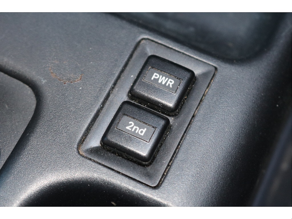 PWR/2nd切り替えスイッチ