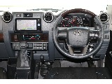トヨタ ランドクルーザー70(12枚目)
