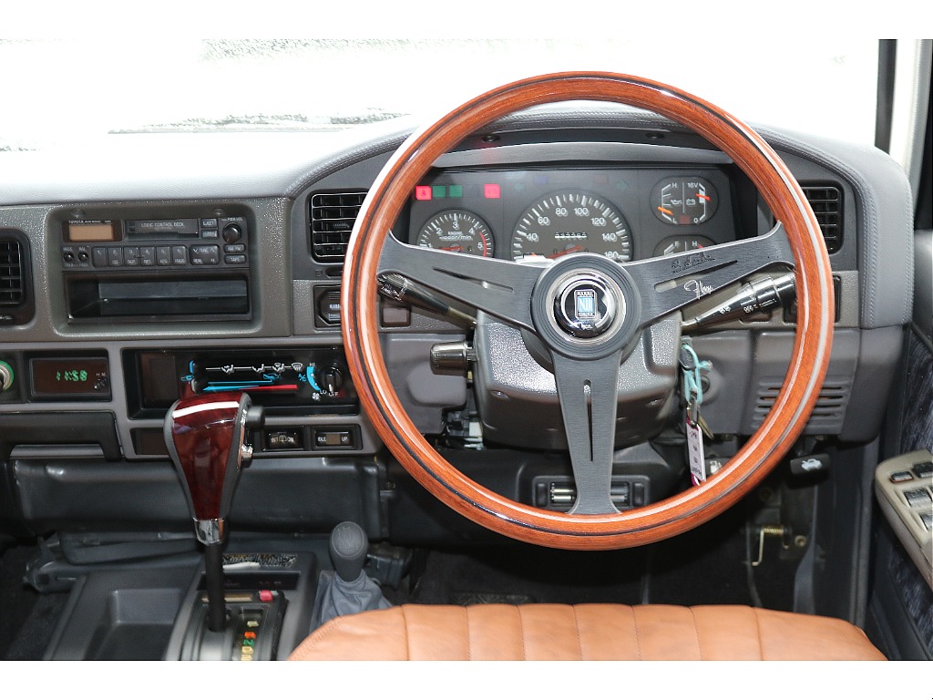 トヨタ&nbsp;ランドクルーザープラド&nbsp;プラド5ドア3.0DT SXワイド 4WD&nbsp;『Signature Series：78 RAIDERS』&nbsp;静岡県の詳細画像&nbsp;その12