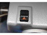 ハザードスイッチ